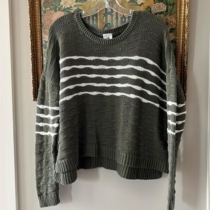 Cabi Scout Pullover. EUC. Size M